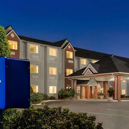 Microtel Inn & Suites By Wyndham Tifton Eksteriør bilde