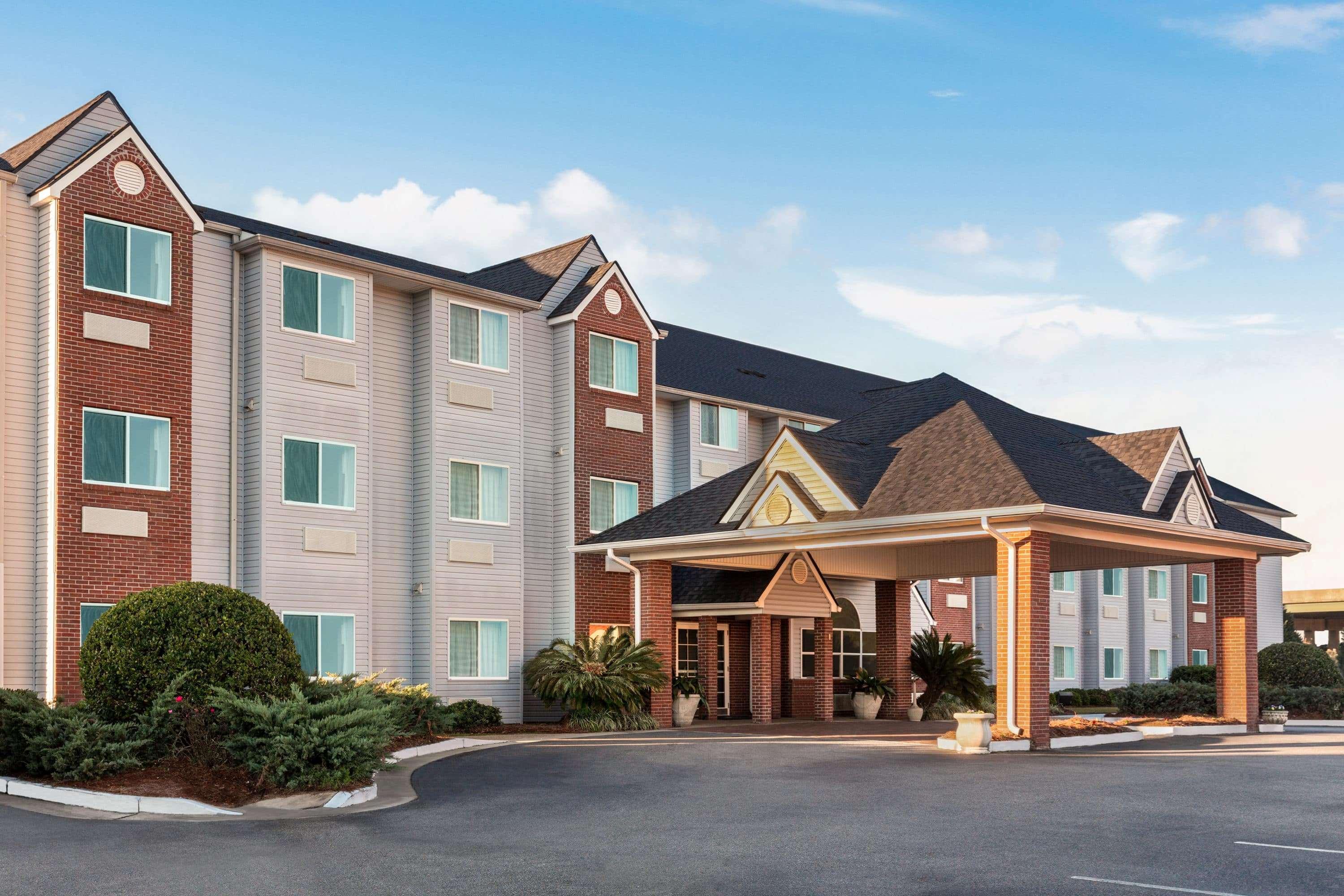 Microtel Inn & Suites By Wyndham Tifton Eksteriør bilde